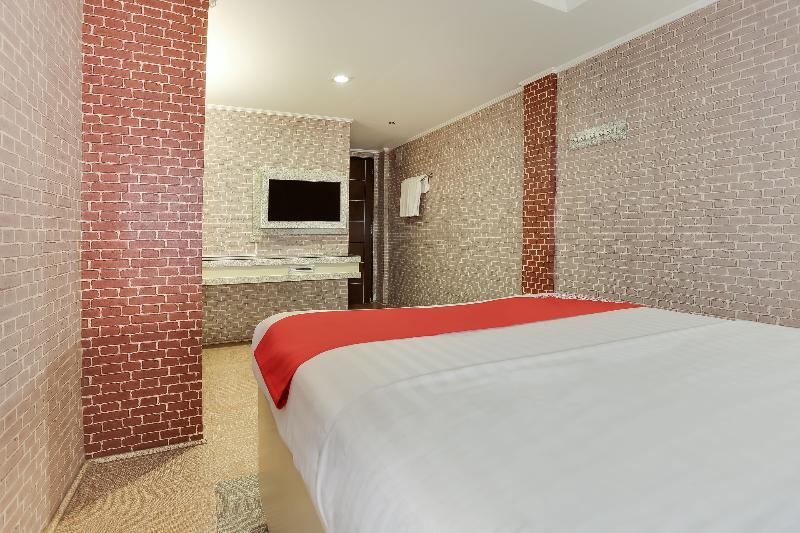 Hotel Oyo 191 Paradise Apartelle Manila Exteriér fotografie